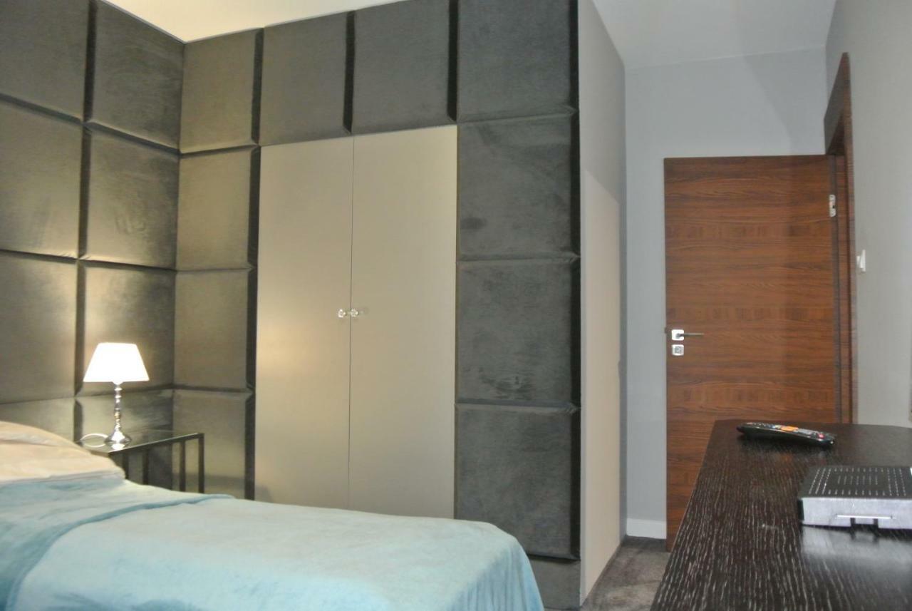 Apartamenty Centrum- Kochanowskiego -Dawniej Two-Bedroom Apartment Grünberg Exterior foto